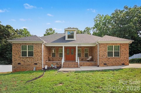 Homes in Shady Oaks, Iron Station
