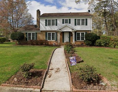 Homes in Kingswood, Gastonia