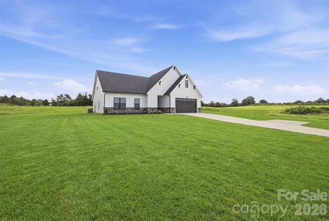 Homes in Hunters Ridge, Vale