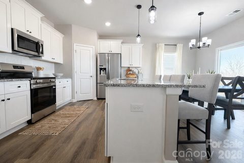 220 Roxanna Court pending home in Villas Of Kings View, Shelby, NC