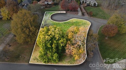 104 Hickory Hill Road active home in Gibbs Cove, Mooresville, NC