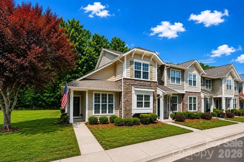 821 Lacebark Drive active townhome in Ridge Pointe, Rock Hill, SC