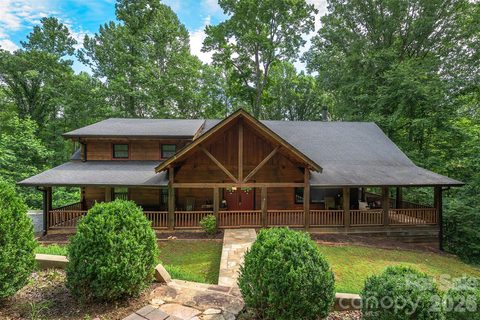 698 Heartwood Drive pending home in Forest Heights, Marion, NC