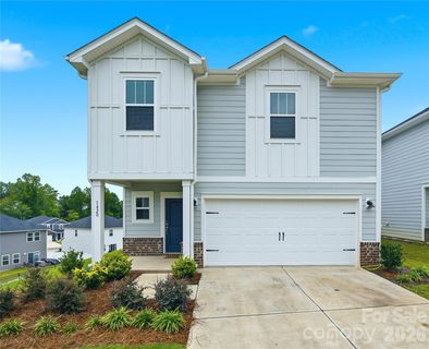 1420 Wildflower Street pending home in Buffalo Ridge, Newton, NC