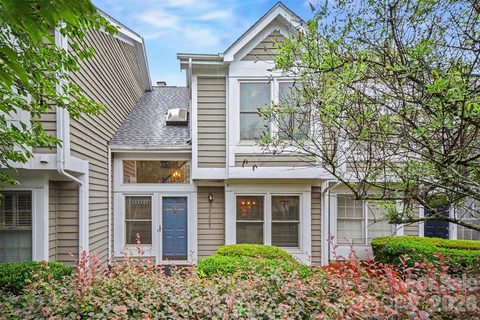 8205 Tradd Court active home in The Gates At Quail Hollow, Charlotte, NC