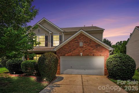 717 Pawley Drive pending home in Catawba River Plantation, Charlotte, NC