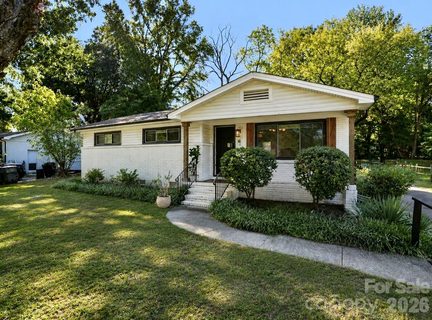 1700 Brookdale Avenue active home in Starmount, Charlotte, NC