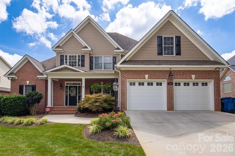 1746 30th Avenue Drive pending home in Lawsons Creek, Hickory, NC