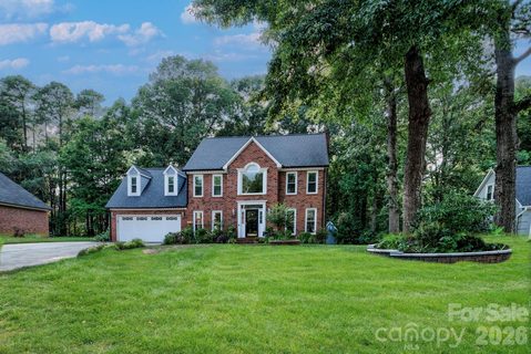2823 Ridgehaven Court pending home in Colony Woods, Gastonia, NC