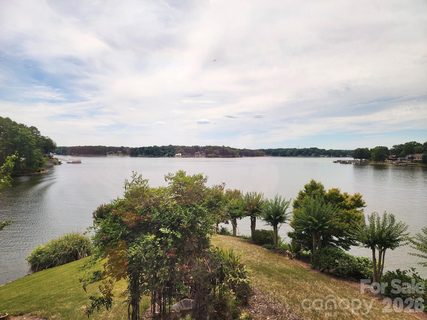 248 Periwinkle Lane active home in Tarawoods, Lexington, NC