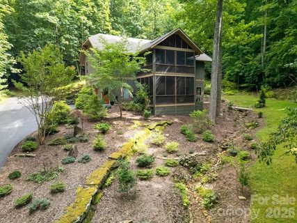 141 Bruce Circle pending home in Glen Cannon, Pisgah Forest, NC