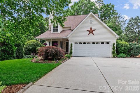 1315 Mistletoe Ridge Place active home in Mistletoe Ridge, Concord, NC