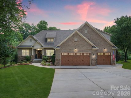 2551 Eagle Drive pending home in Rock Barn, Conover, NC