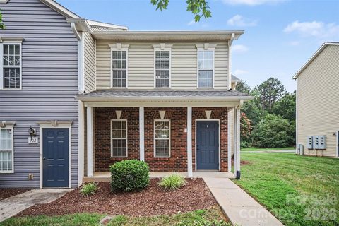 116 Locomotive Lane active home in Station 115, Mooresville, NC