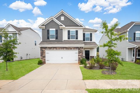 7412 Echoing Hills Lane active home in Shannon Woods, Maiden, NC