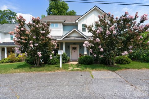9 Winn Street active home in Downtown, Greenville, SC