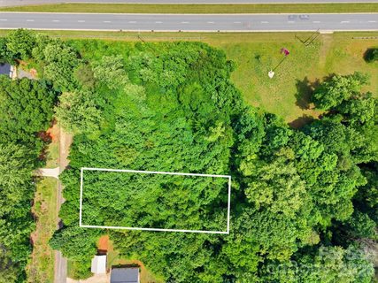 18 Easthaven Drive active home in Eastway, Newton, NC
