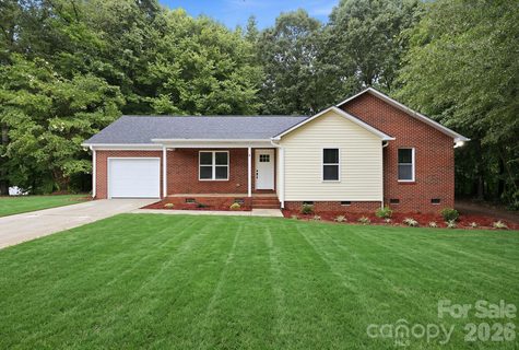 160 Birchwood Drive pending home in Birchwood, Salisbury, NC