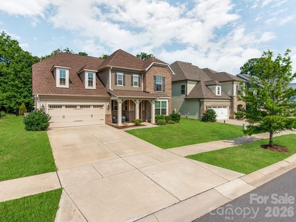 8022 Cornhill Avenue pending home in Rea Farms, Charlotte, NC