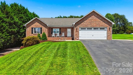 Homes in Catawba Forest, Hickory