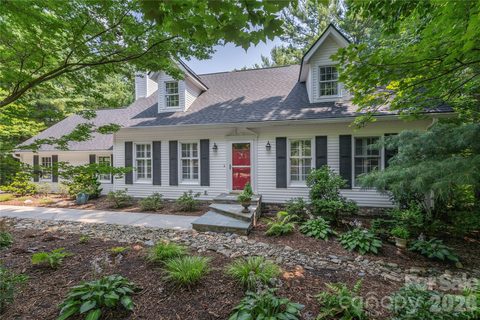 26 Moriah Lane pending home in Applewood Estates, Asheville, NC