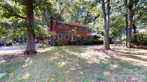 2129 Redwood Drive pending home in Country Woods East, Indian Trail, NC