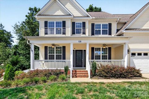 108 Timberfalls Court pending home in Ashlyn Creek, Mooresville, NC