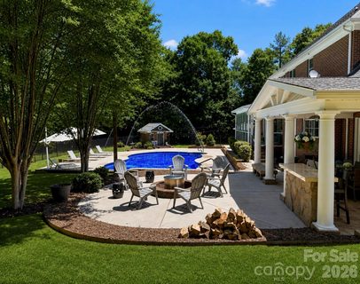 6263 Chamar Circle pending home in Whispering Winds, Kannapolis, NC