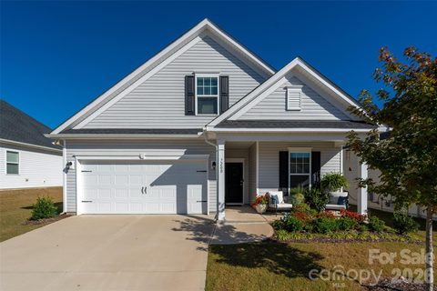7200 Indigo Way active home in Kinsley, Denver, NC