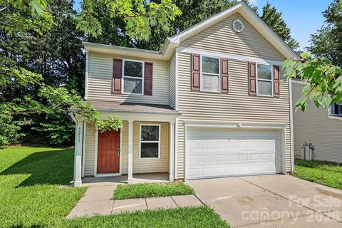 3219 Decapolis Drive pending home in Saint Johns Ridge, Charlotte, NC