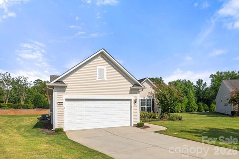 2059 Moultrie Court