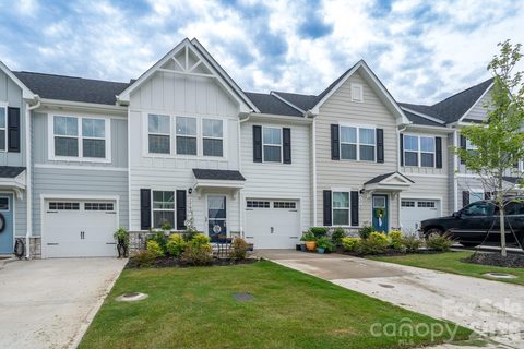 121 Jameson Park Drive