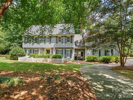 245 Medearis Drive pending home in Medearis, Charlotte, NC