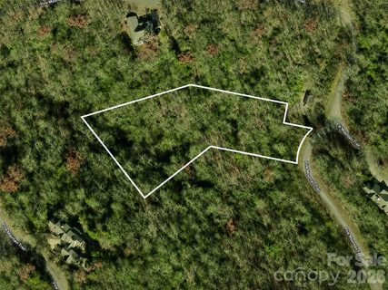 M11 Pine Mountain Trail active lot in Straus Park, Brevard, NC