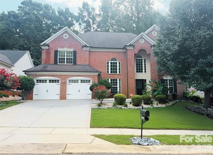 Homes in Poplar Woods, Concord