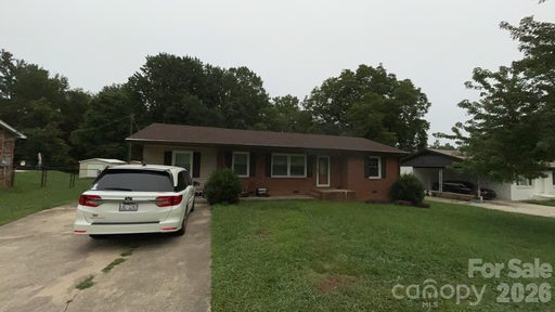 1429 Edgewood Road active home in Edgewood Acres, Bessemer City, NC