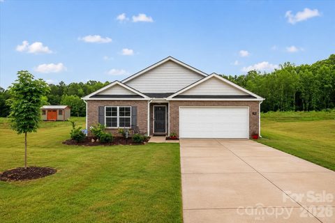 196 Beebop Lane active home in Shoaf Ridge, Lexington, NC
