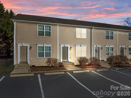2 Meadow Glen Drive pending townhome in Hoopers Creek, Fletcher, NC