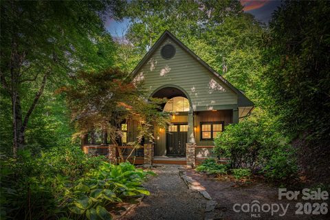35 Flint Ridge Road active home in Rockledge, Bryson City, NC