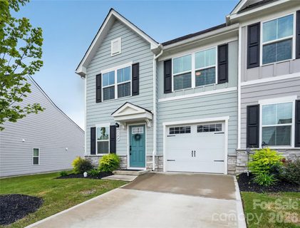119 Stella Lane active home in Smith Village, Troutman, NC