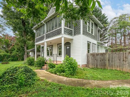 111 113 Stewart Street active multi-family property in Stepp Jones Property, Hendersonville, NC