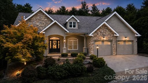 82 Wood Owl Court active home in Carriage Park, Hendersonville, NC