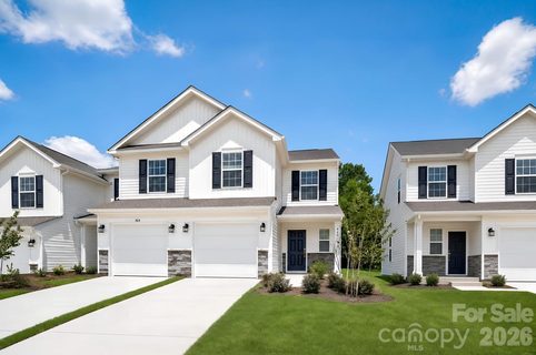 428 Sand Dunes Drive pending home in Bakers Creek, Kannapolis, NC