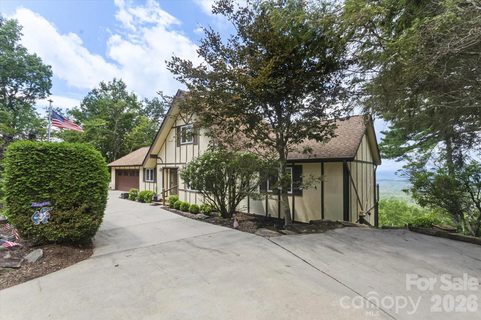 2484 Connestee Trail active home in Connestee Falls, Brevard, NC