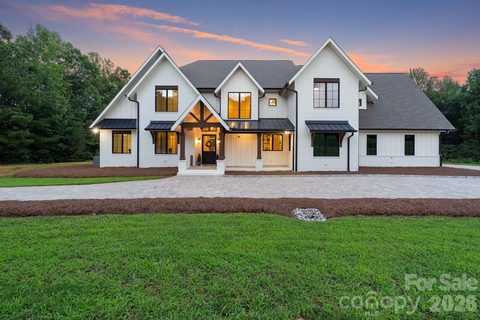 Homes in McNeely Farms, Waxhaw