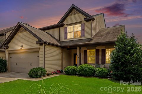 509 Augustus Lane pending home in Dutchmans Ridge, Mount Holly, NC