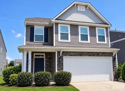 216 Crane Creek Way active home in The Vineyards At Lexington, Lexington, NC