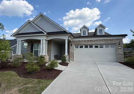 13704 Berkley Avenue active home in Vermillion, Huntersville, NC