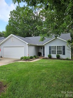 512 River View Drive pending home in Riverview, Lowell, NC