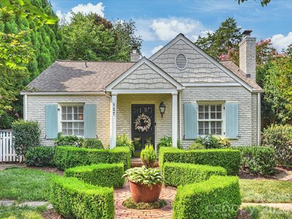 127 Tranquil Avenue pending home in Myers Park Manor, Charlotte, NC
